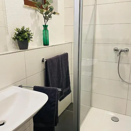 Emma An Der Romantischen Strasse *